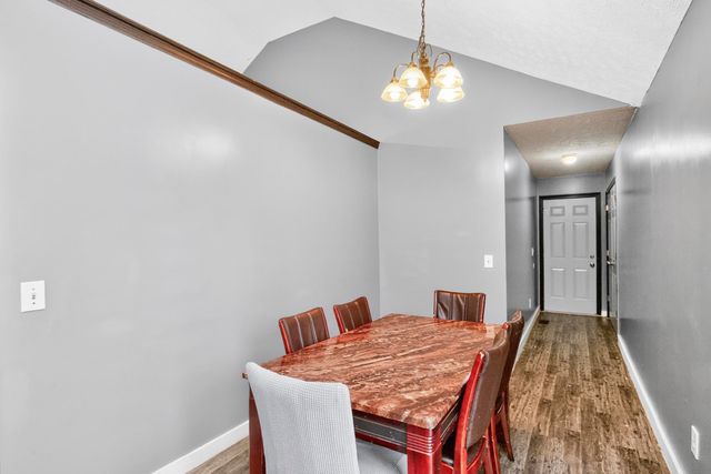 110 W McCoury Ln, Murfreesboro, TN 37130
