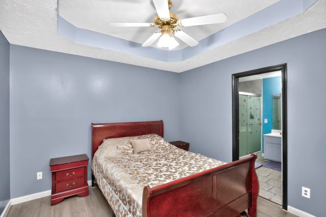 110 W McCoury Ln, Murfreesboro, TN 37130