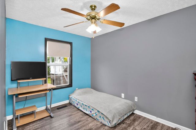 110 W McCoury Ln, Murfreesboro, TN 37130