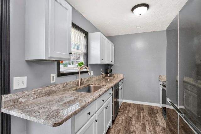 110 W McCoury Ln, Murfreesboro, TN 37130