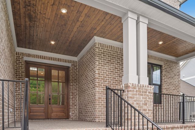 536 Divine Ct, Arrington, TN 37014