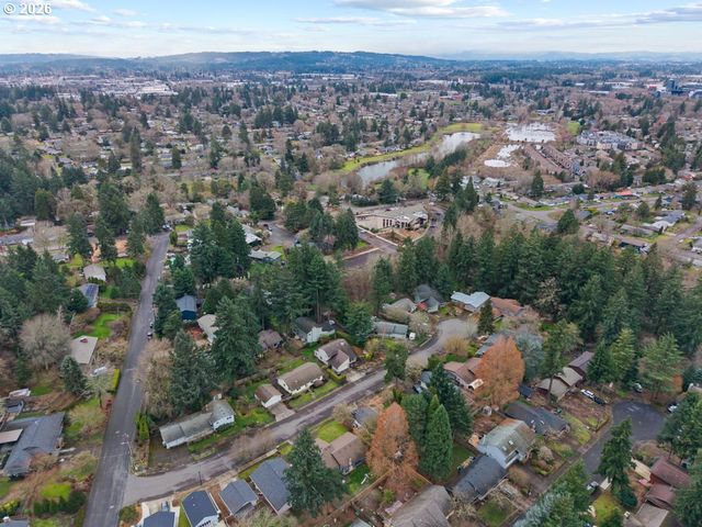 12170 Sw SPRING Ct, Portland, OR 97225