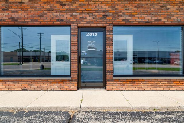 2015-1 Holland Avenue, Fort Gratiot, MI 48060