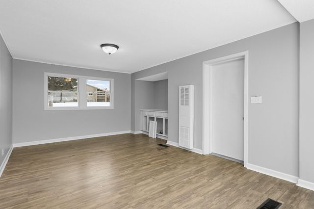 11901 Vintage Street NW, Coon Rapids, MN 55433