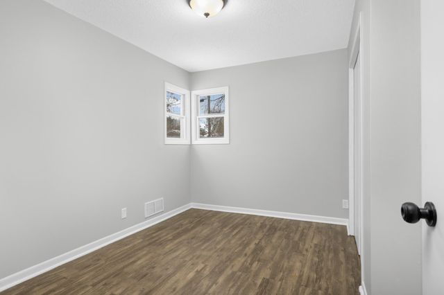 11901 Vintage Street NW, Coon Rapids, MN 55433