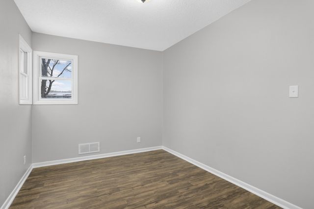 11901 Vintage Street NW, Coon Rapids, MN 55433