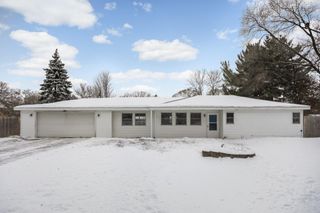 11901 Vintage Street NW, Coon Rapids, MN 55433