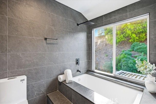 2291 Ardemore, Fullerton, CA 92833