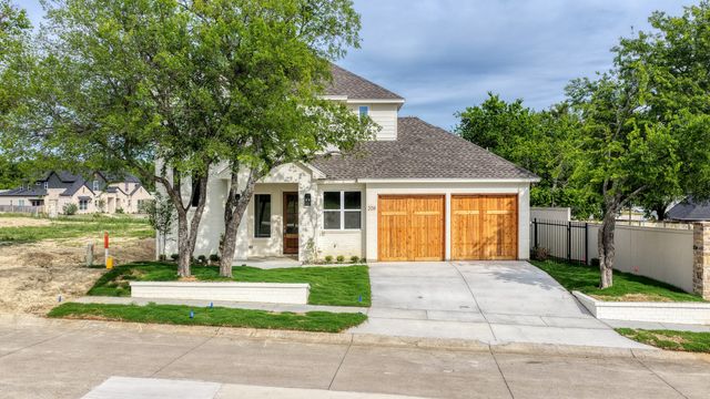 208 Park Villa Lane, Aledo, TX 76008