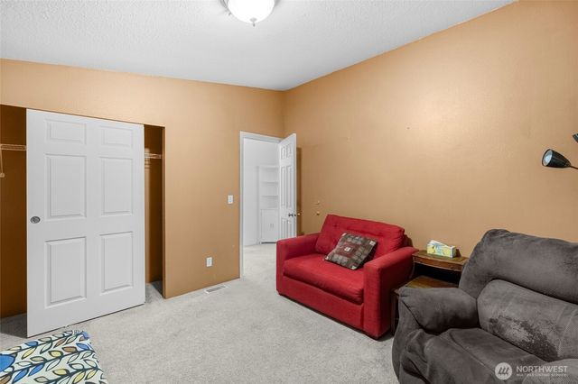 300 E Sunset Ridge Road, Union, WA 98592