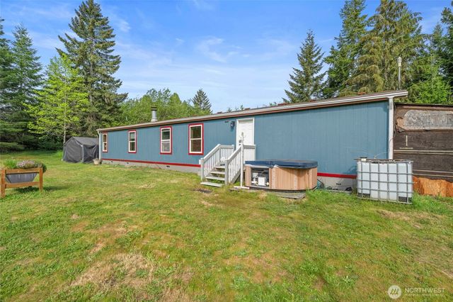 300 E Sunset Ridge Road, Union, WA 98592
