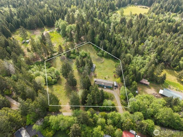 300 E Sunset Ridge Road, Union, WA 98592