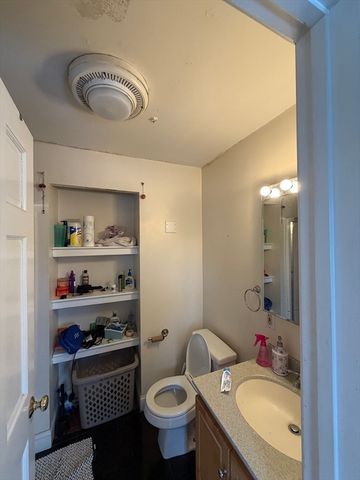 62 Ridgemont St 2, Boston, MA 02134