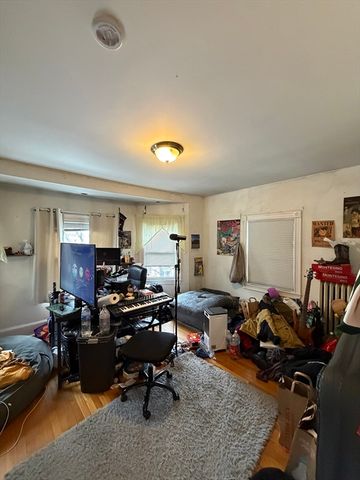 62 Ridgemont St 2, Boston, MA 02134