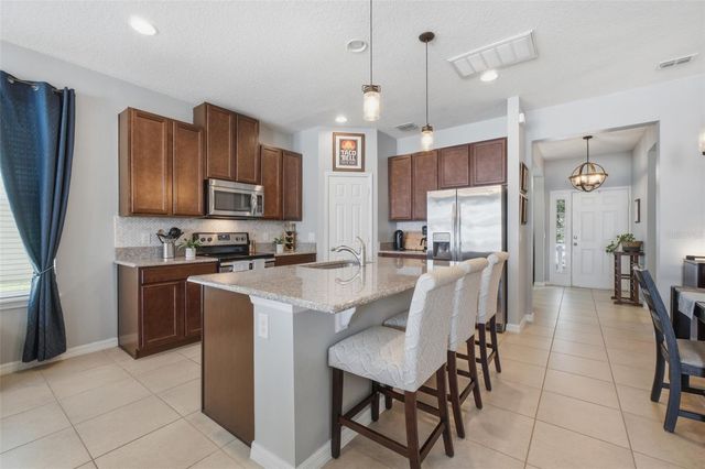 8170 BLUEJACK OAK DRIVE, Winter Garden, FL 34787