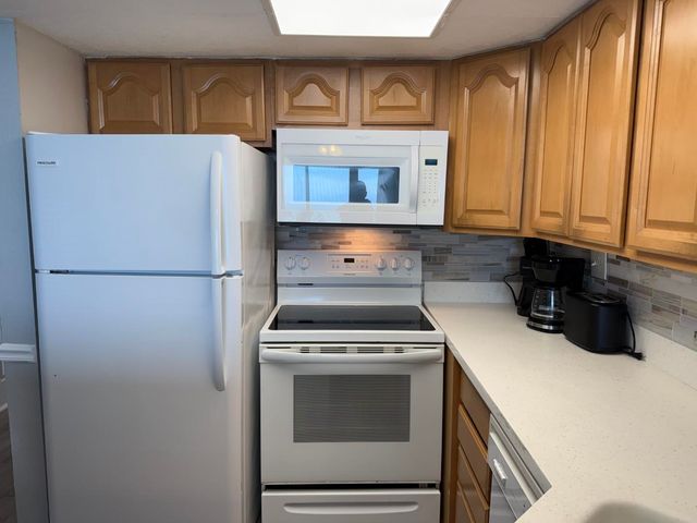 2406 N Ocean Blvd. PH 4, Myrtle Beach, SC 29577