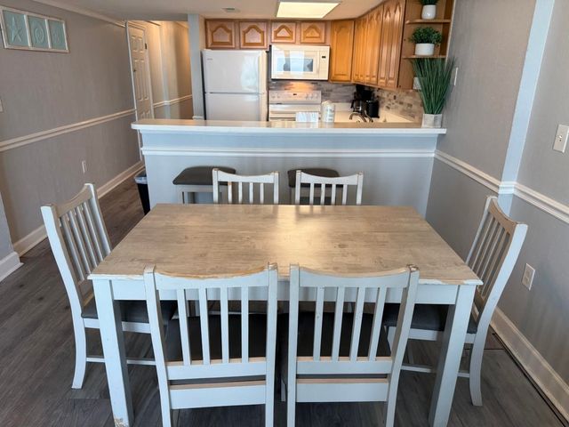 2406 N Ocean Blvd. PH 4, Myrtle Beach, SC 29577