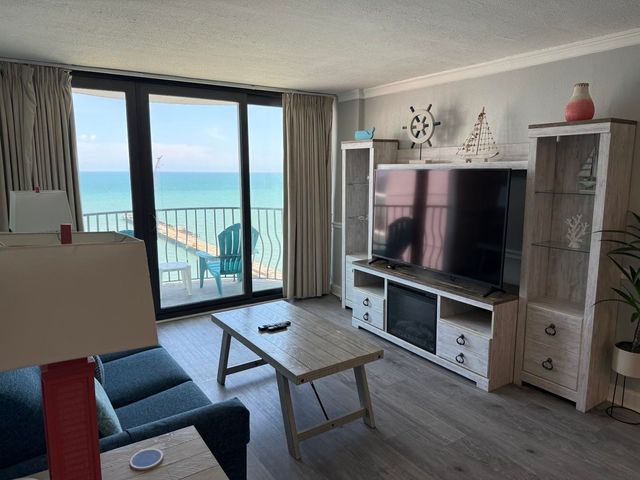 2406 N Ocean Blvd. PH 4, Myrtle Beach, SC 29577
