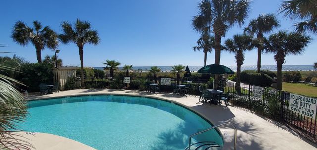 2406 N Ocean Blvd. PH 4, Myrtle Beach, SC 29577