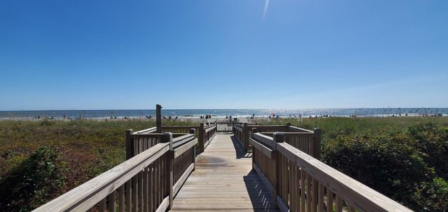 2406 N Ocean Blvd. PH 4, Myrtle Beach, SC 29577