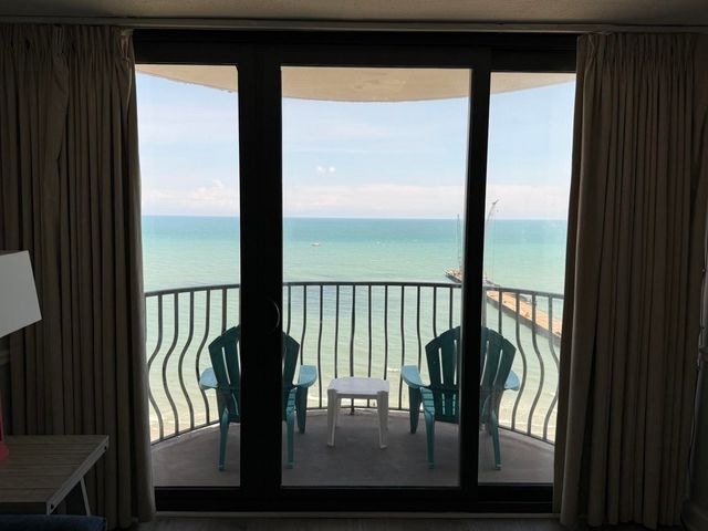 2406 N Ocean Blvd. PH 4, Myrtle Beach, SC 29577