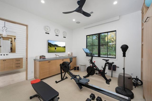 15550 El Camino Real, Rancho Santa Fe, CA 92067