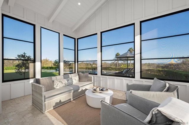 15550 El Camino Real, Rancho Santa Fe, CA 92067