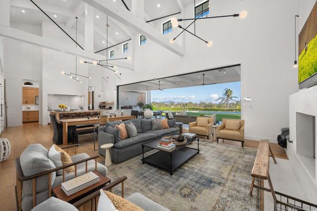 15550 El Camino Real, Rancho Santa Fe, CA 92067