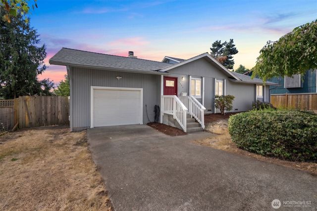 4908 22nd Avenue NE, Tacoma, WA 98422