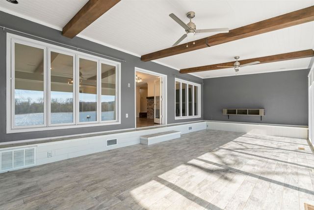 8 Riverwood Place, Maumelle, AR 72113