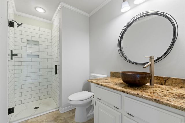 8 Riverwood Place, Maumelle, AR 72113