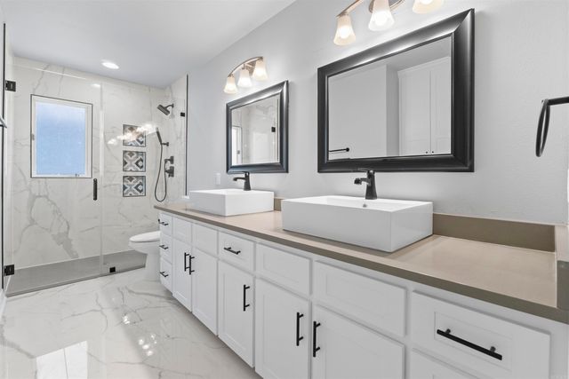 8 Riverwood Place, Maumelle, AR 72113