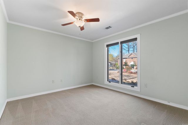 8 Riverwood Place, Maumelle, AR 72113