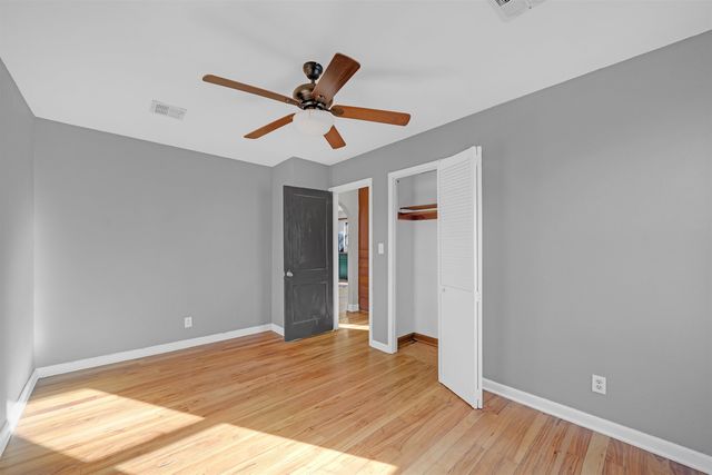 608 N Parkwood Ln, Wichita, KS 67208