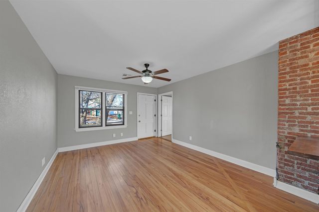 608 N Parkwood Ln, Wichita, KS 67208