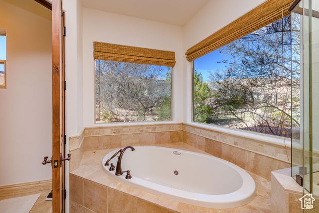 319 N LOST CREEK DR, St. George, UT 84770