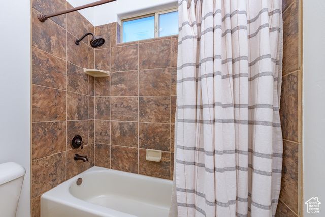 319 N LOST CREEK DR, St. George, UT 84770