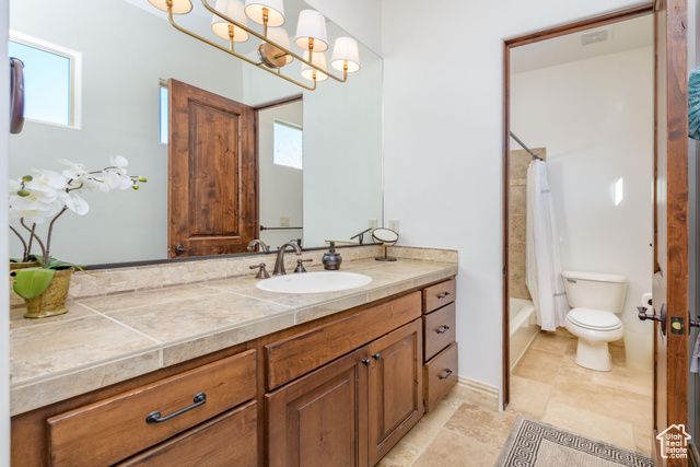 319 N LOST CREEK DR, St. George, UT 84770