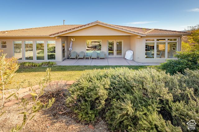 319 N LOST CREEK DR, St. George, UT 84770