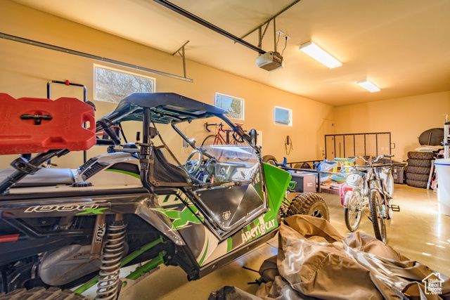 319 N LOST CREEK DR, St. George, UT 84770