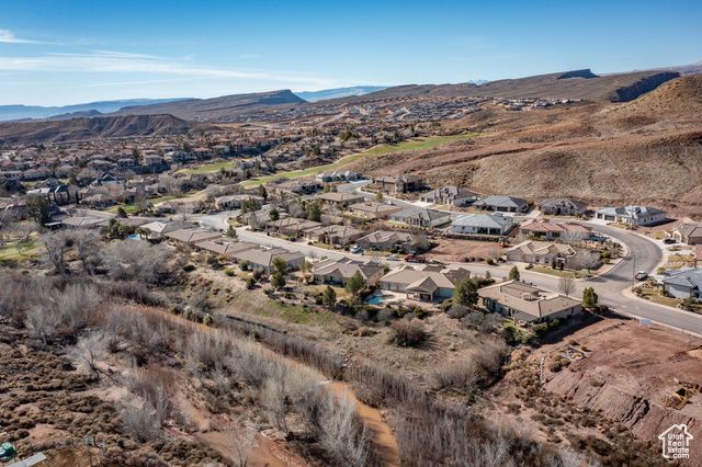 319 N LOST CREEK DR, St. George, UT 84770