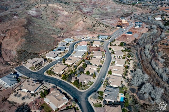 319 N LOST CREEK DR, St. George, UT 84770