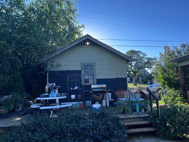 1777 Magnolia Avenue, Redding, CA 96001