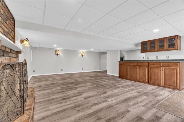 2721 Trenchard Drive, Independence, MO 64057