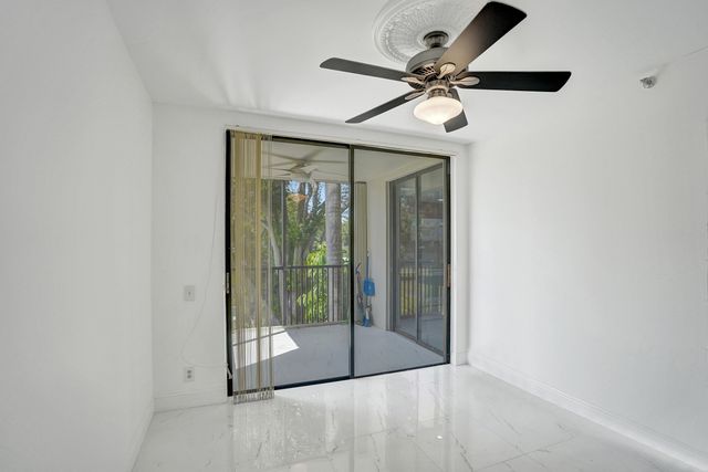 5951 Wellesley Park Drive 206, Boca Raton, FL 33433