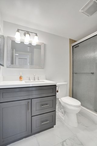 5951 Wellesley Park Drive 206, Boca Raton, FL 33433