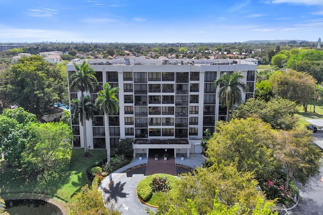 5951 Wellesley Park Drive 206, Boca Raton, FL 33433