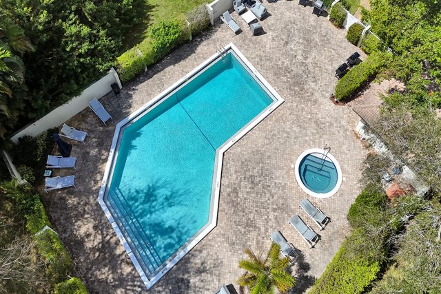 5951 Wellesley Park Drive 206, Boca Raton, FL 33433