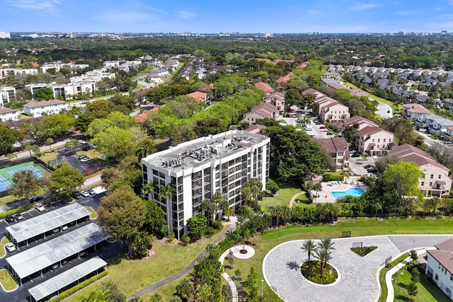 5951 Wellesley Park Drive 206, Boca Raton, FL 33433