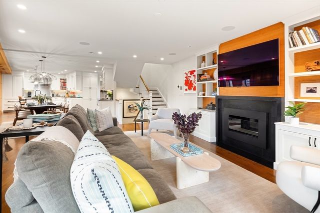 251 Shawmut Ave 2, Boston, MA 02118